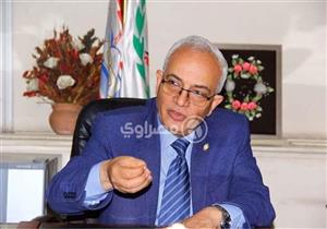 تصل للفصل.. التعليم تكشف عقوبة المعلم "الممتنع" عن تلقي لقاح كورونا