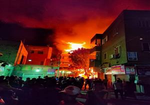 الجيزة على صفيح ساخن.. تفحم منزل ومخزن قطن في الكيت كات (صور)