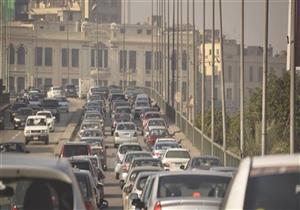 "زحمة قبل الفطار".. كثافات أعلى كوبري أكتوبر وتباطؤ بالأوتوستراد وكورنيش المعادي