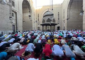 عيد الفطر.. البحوث الفلكية يكشف موعد وتوقيت الصلاة 