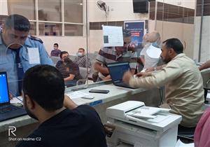 وكيل صحة الدقهلية يتفقد تطعيم المواطنين بلقاح كورونا بمستشفى المنصورة العام