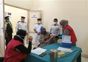 في أول أيام دخوله العمل.. إقبال على مركز تطعيم لقاح كورونا بمطاي