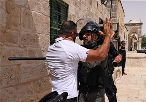 إعلام عبري: جهات أمنية أمرت بزيادة عدد الاعتقالات بالضفة والتركيز على المخيمات