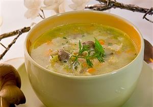 استشاري تغذية تقدم وصفة "الشوربة الحارقة للدهون"..تظهر نتائجها خلال أسبوع