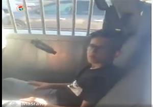 شرطة الاحتلال تعتقل طفلا فلسطينيا من القدس وسط بكاء شقيقته الصغيرة (فيديو)