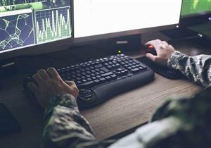 الجيش الإيراني يطلق مناورات في مجال الحرب الإلكترونية