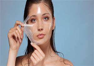 ما تريدين معرفته عن التقشير البارد للتخلص من بقع البشرة وتلون الجلد