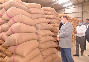  توريد 132 ألف طن قمح إلى شون وصوامع أسيوط