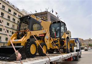 صور.. سكرتير عام أسوان يتفقد معدات النظافة الجديدة