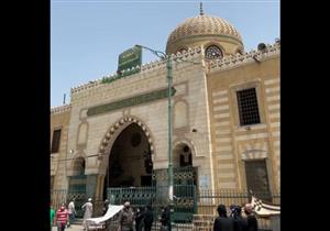 بحضور نائبا عن الرئيس.. شعائر صلاة الجمعة الأخيرة من مسجد السيدة نفيسة - بث مباشر