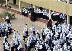 التعليم: فصل طالبتين بسبب مشاجرة بينهما بأسلحة بيضاء