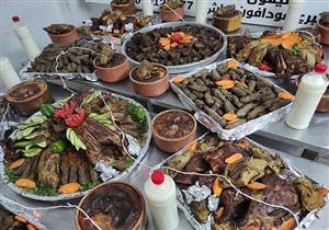 بط وحمام وجمبري في الخير.. مطبخ "أم سجا" خدمة 5 نجوم لفقراء البحيرة (فيديو)