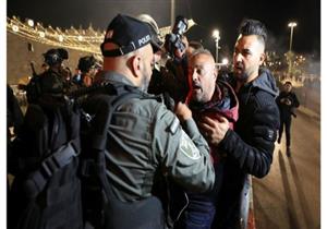  إصابة مئات الفلسطينيين في اشتباكات مع القوات الإسرائيلية بالقدس