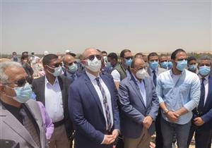 بالفيديو.. وزير التنمية المحلية يتفقد المدفن الصحي بـ"سنور" في بني سويف