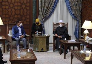 رئيس الأركان الباكستاني للإمام الأكبر: سنرسل أئمة القوات المسلحة للحصول على دورات تدريبية بالأزهر