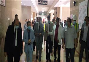 رئيس جامعة المنصورة يتفقد المراحل والتجهيزات النهائية لتطوير المراكز الطبية (صور)