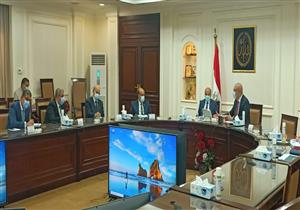 لتوفير وحدات سكنية للمستشارين.. وزير العدل يلتقي وزير الإسكان ورئيس شركة العاصمة الإدارية
