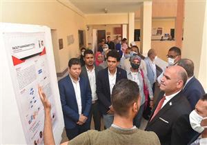 بينها تطبيقات لرعاية مرضى الزهايمر.. افتتاح مشروعات تخرج طلاب الحاسبات والمعلومات بالأقصر