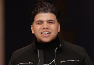 عمر كمال بصحبة علاء وجمال مبارك في حفل خطوبة ابنة الحضري 