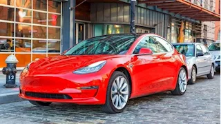 خلال أيام.. تسلا تستعد لتشغيل سيارات الأجرة ذاتية القيادة