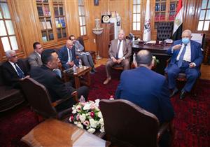 تفاصيل لقاء نقيب المحامين مع وفد العشائر الفلسطينية في قطاع غزة