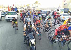 صور.. محافظ بورسعيد يتقدم ماراثون الاحتفال بذكرى 30 يونيو