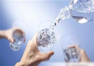 هذا ما يحدث لجسمك عند تناول كوب مياه على معدة فارغة