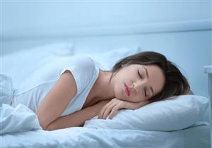 تجنبك لهذا الشيء قبل النوم يساعدك على حرق المزيد من الدهون.. فما هو؟