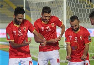 محمد شريف يقود هجوم الأهلي أمام الحرس الوطني