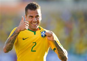 ألفيش يقترب من العودة إلى برشلونة 