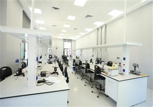 وزير التعليم العالي يستعرض تقريرًا حول جامعة العلمين الدولية 