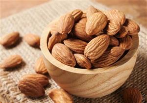 هذا ما يحدث لجسمك عند تناول اللوز