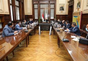 لبحث إنتاج اللقاحات.. وزير الزراعة يستقبل الرئيس التنفيذي لشركة كيمين الأمريكية