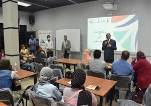 صور.. رئيس جامعة الأقصر يلتقي متدربي حاضنة مسار لريادة الأعمال