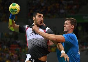 "يضم الدرع ويحيى خالد".. فيزبريم يتوّج بدوري كرة اليد المجري