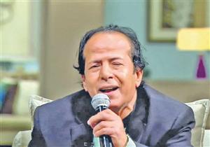 "دخل في غيبوبة".. شقيق عادل الفار يطلب الدعاء له