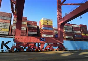 بعد إصابة بكورونا.. إغلاق جزئي لثالث أزحم ميناء لشحن الحاويات في العالم