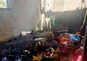 قبل ساعات من الزفاف.. النيران تلتهم شقة عريس ليلة الحناء بسوهاج- صور