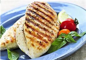 "ليه صدر الفرخة بيبقى مفتل؟".. اعرف السر