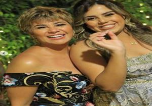 مفيدة شيحة تحتفل بخطوبة ابنتها (صور)