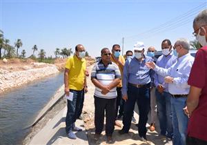 صور.. محافظ الأقصر يتفقد مشروعات "حياة كريمة" في أرمنت
