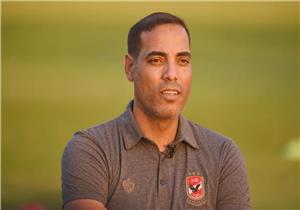 "بيبو برئ".. نجم الأهلي السابق يكشف ما يحدث في غرف ملابس الأهلي: كولر السبب