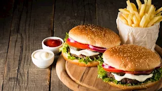 لماذا تستخدم مطاعم الوجبات السريعة اللون الأحمر والأصفر؟