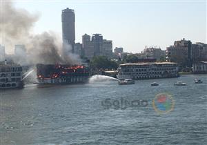 "كتلة نار".. اللقطات الأولى لحريق إحدى العائمات السياحية بوسط البلد