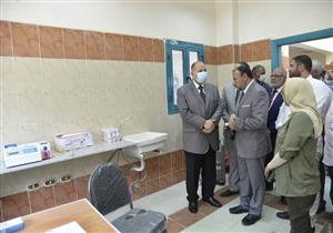 محافظ أسيوط يتفقد سير العمل بالمركز الطبي التابع لجامعة الأزهر