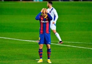  برشلونة يؤكد خضوع برايثوايت لعملية جراحية في ركبته اليسرى