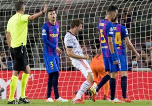 برشلونة يحذر كومان بسبب تراجع الأداء والنتائج