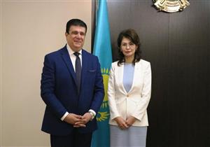 رئيس "الوطنية للصحافة" يبحث مع وزيرة الإعلام والتنمية المجتمعية بكازاخستان التعاون المشترك 