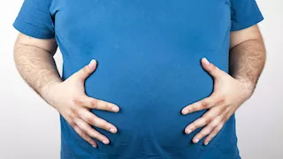 هل دهون البطن يضر الكبد والكلى ويزيد مخاطر الإصابة بالأمراض المزمنة؟