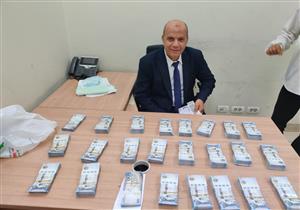 ضبط مليون ريال مع راكب فور وصوله من السعودية بمطار القاهرة